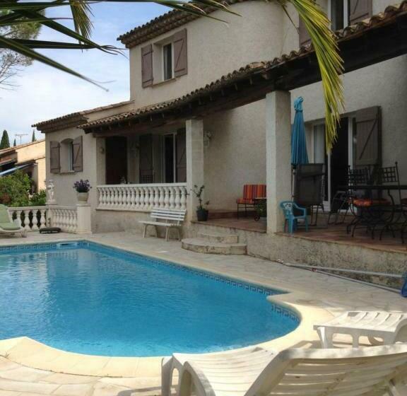 مبيت وإفطار Lac Saint Esprit