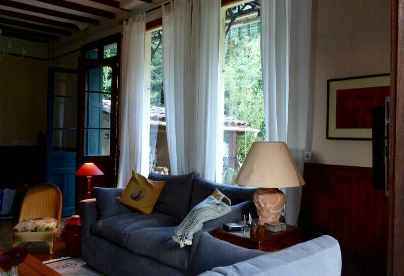 مبيت وإفطار Le Grand Chalet