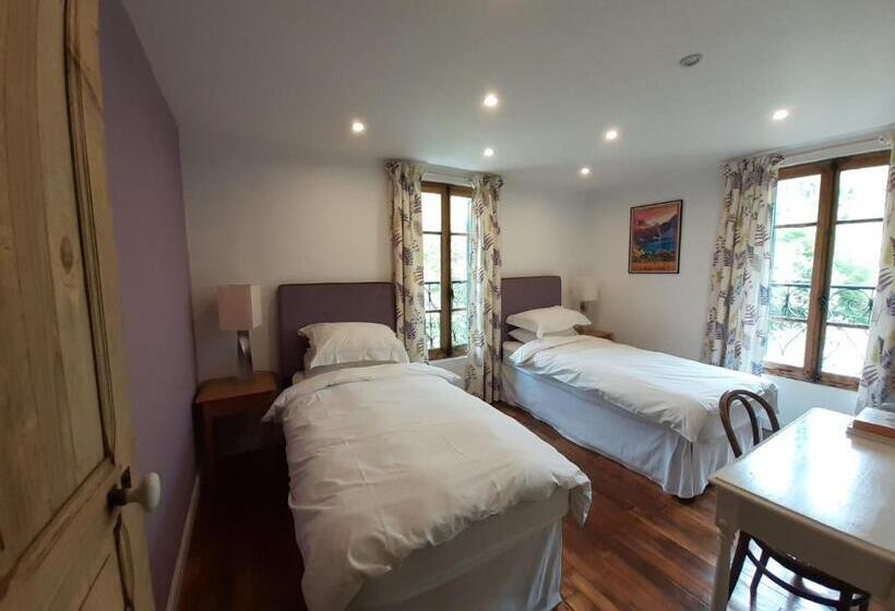 مبيت وإفطار Le Grand Chalet