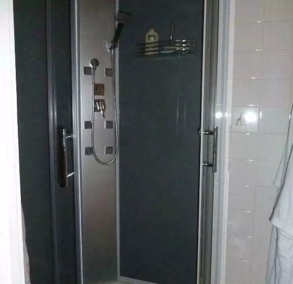 Aamiaismajoitus (B&B) Les Hibiscus