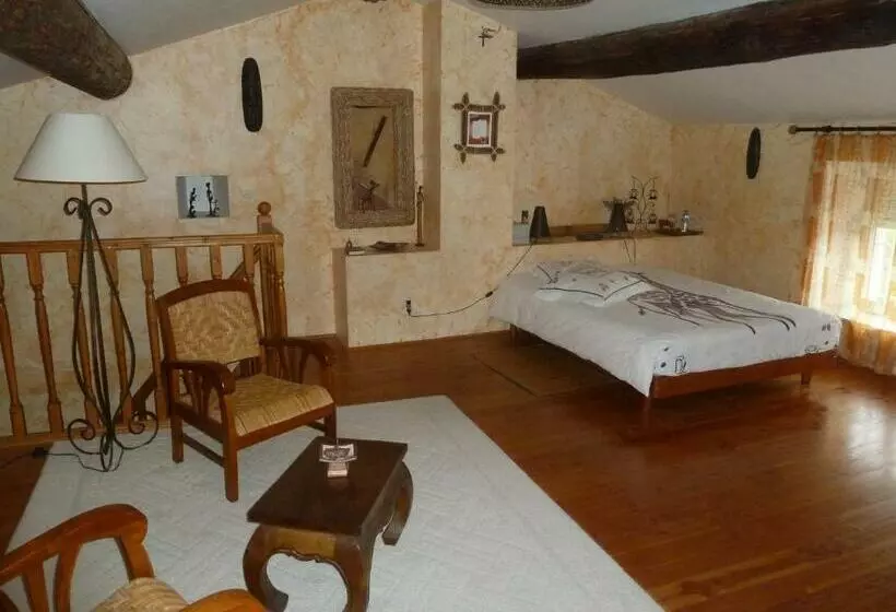 Aamiaismajoitus (B&B) Les Hibiscus