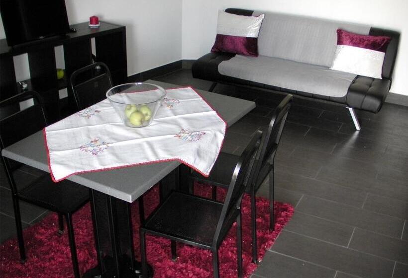 호텔 Alojamento Costa & Dias