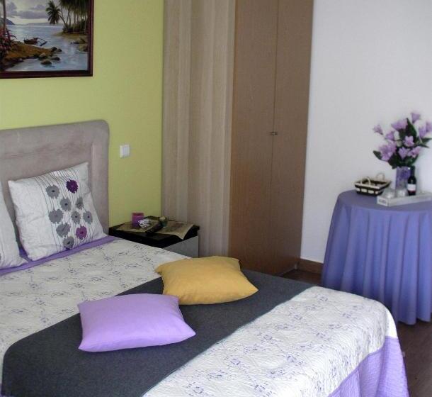 호텔 Alojamento Costa & Dias