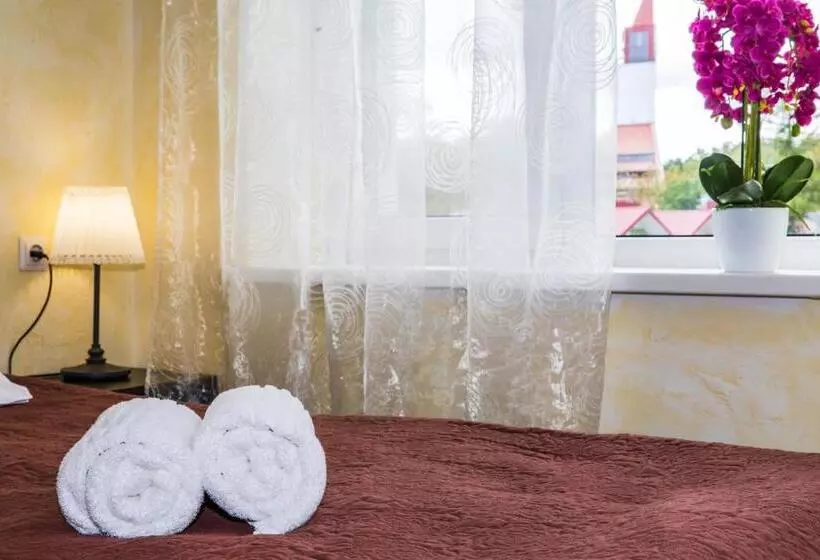 پانسیون Amber Vila