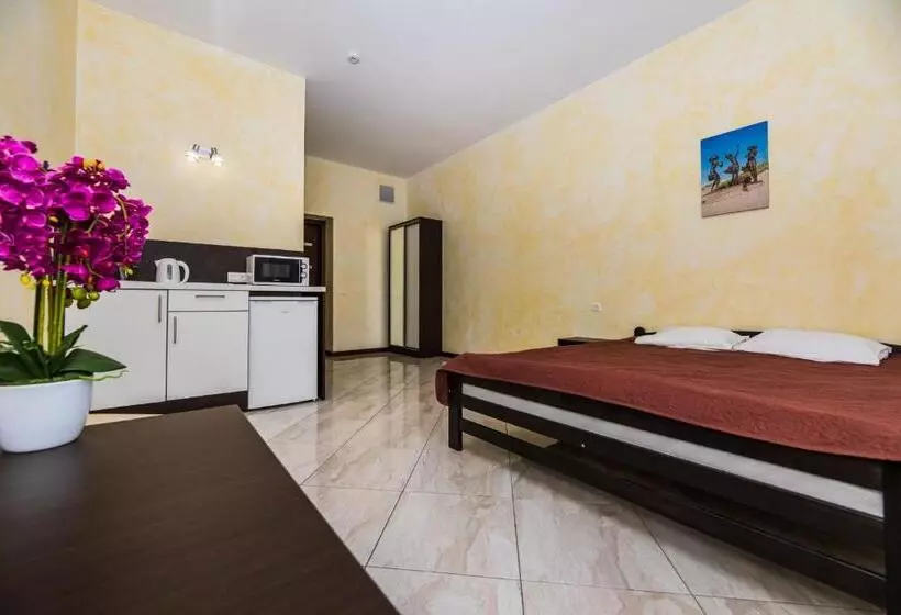 پانسیون Amber Vila