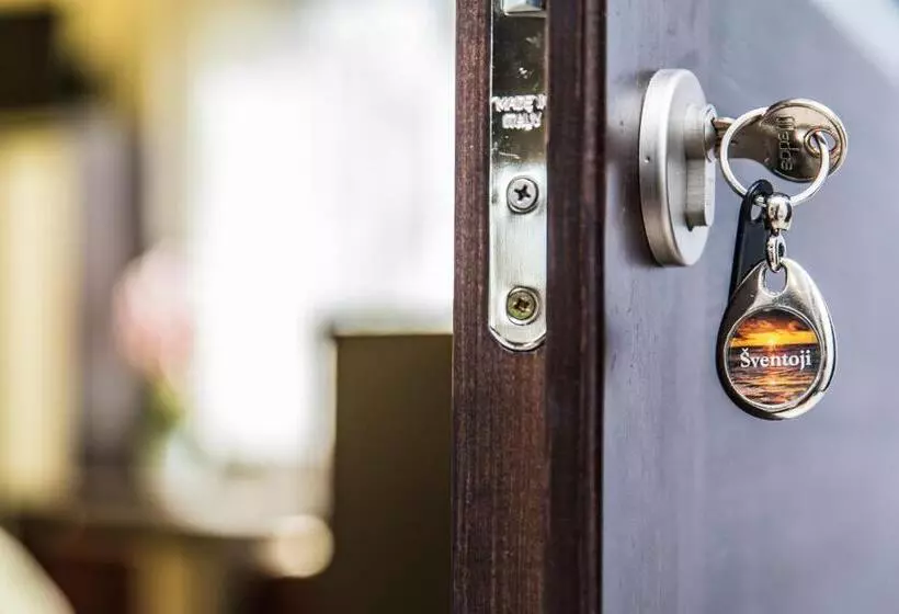 پانسیون Amber Vila