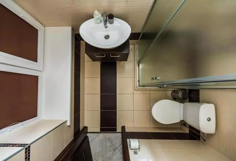 پانسیون Amber Vila