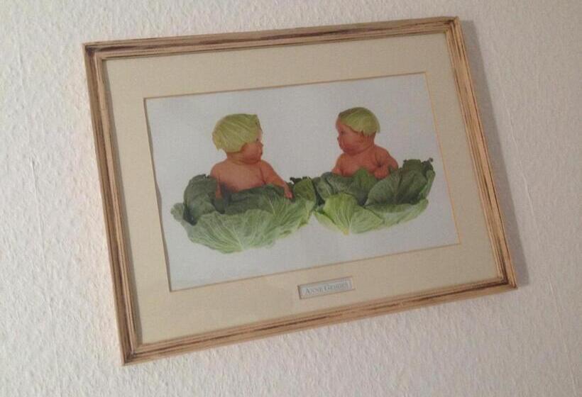 פנסיון Eden Des Choux