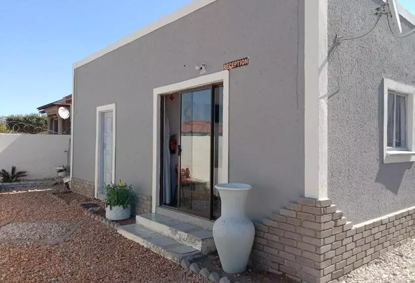 پانسیون Fourties Guest House