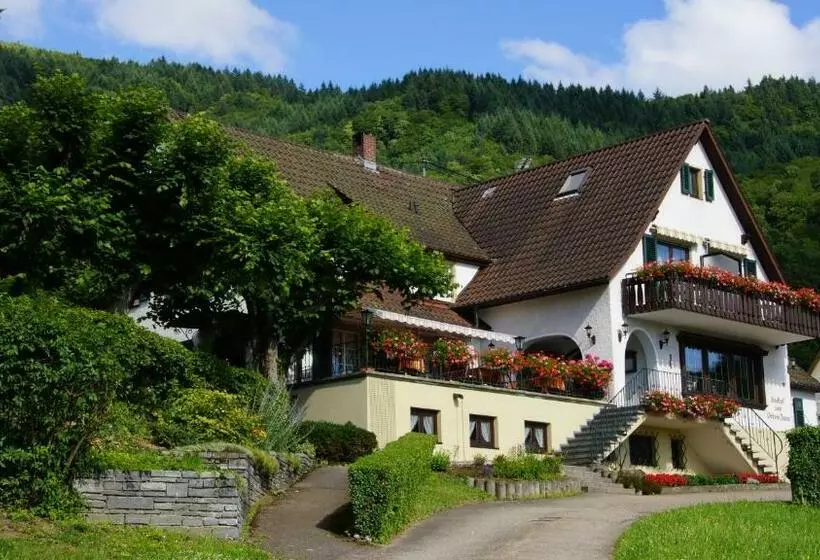 Retkeilymaja Landgasthof Grüner Baum