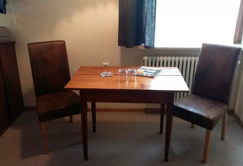 Retkeilymaja Landgasthof Grüner Baum