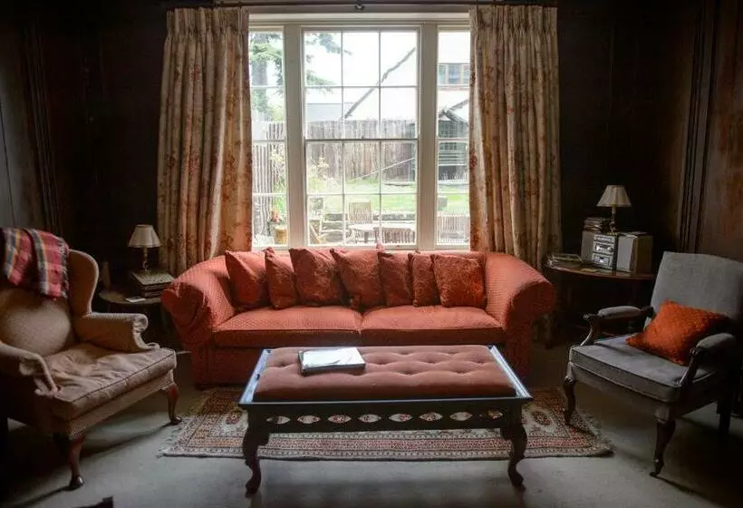 Bank House B&b