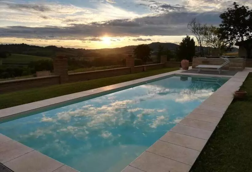 Aamiaismajoitus (B&B) Country House Montessino   Adults Only