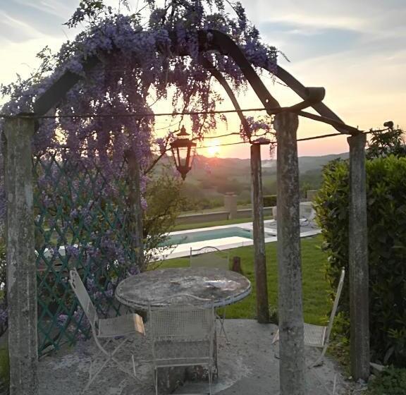 مبيت وإفطار Country House Montessino   Adults Only