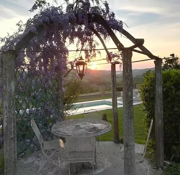 Aamiaismajoitus (B&B) Country House Montessino   Adults Only