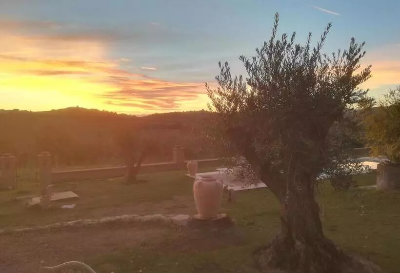 Aamiaismajoitus (B&B) Country House Montessino   Adults Only