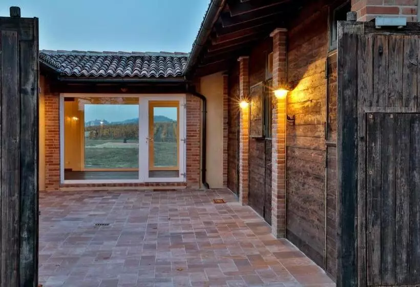 Aamiaismajoitus (B&B) Country House Montessino   Adults Only