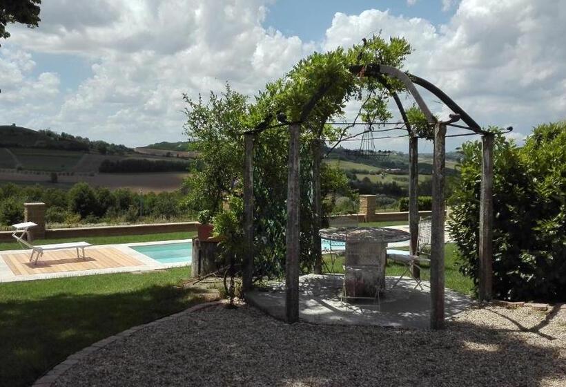 مبيت وإفطار Country House Montessino   Adults Only