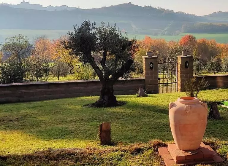 Aamiaismajoitus (B&B) Country House Montessino   Adults Only