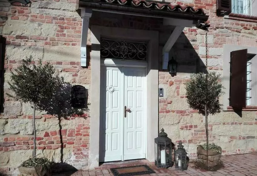 Aamiaismajoitus (B&B) Country House Montessino   Adults Only