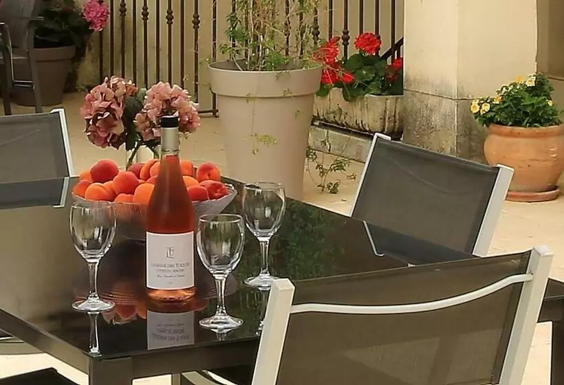 Aamiaismajoitus (B&B) Mas D Auzières