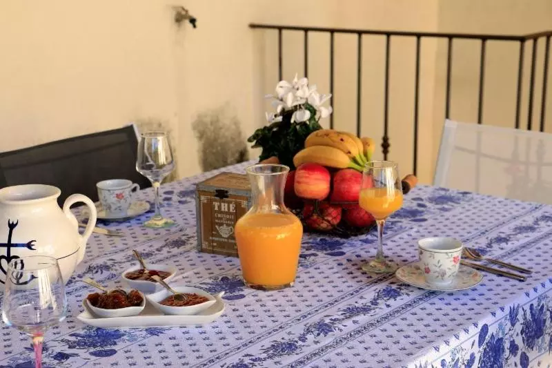 Aamiaismajoitus (B&B) Mas D Auzières