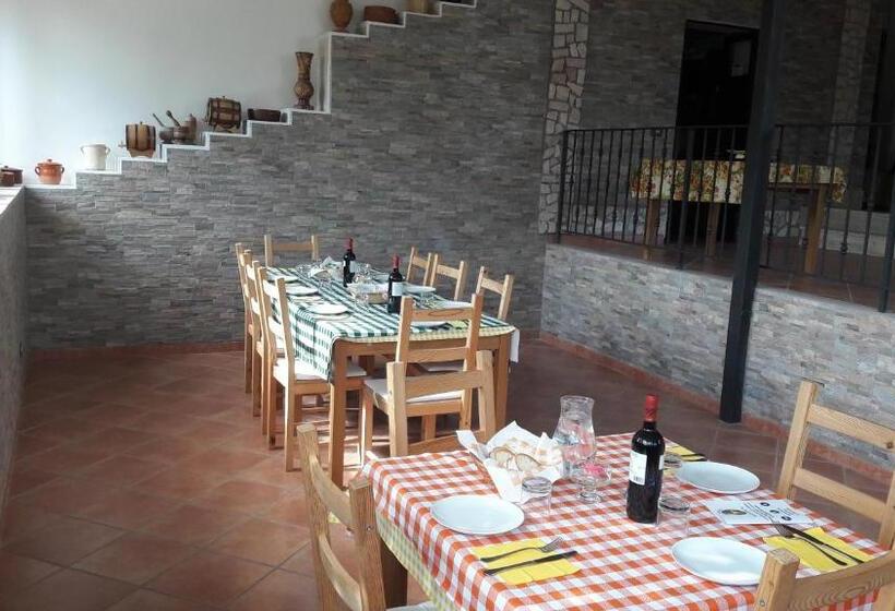 בית מלון כפרי Montecaminetto