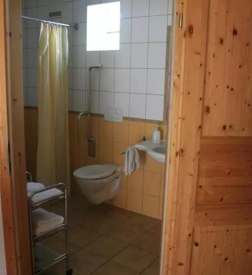 ペンション Arkadenhof Zur Puszta Graf