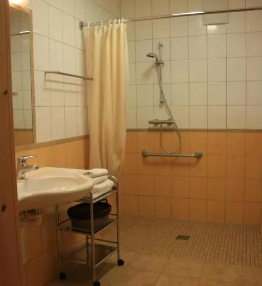 ペンション Arkadenhof Zur Puszta Graf