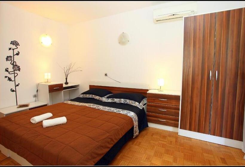 پانسیون Champagne Apartments Portorož Vp