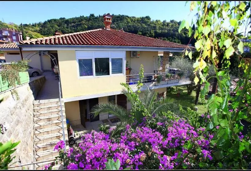 پانسیون Champagne Apartments Portorož Vp