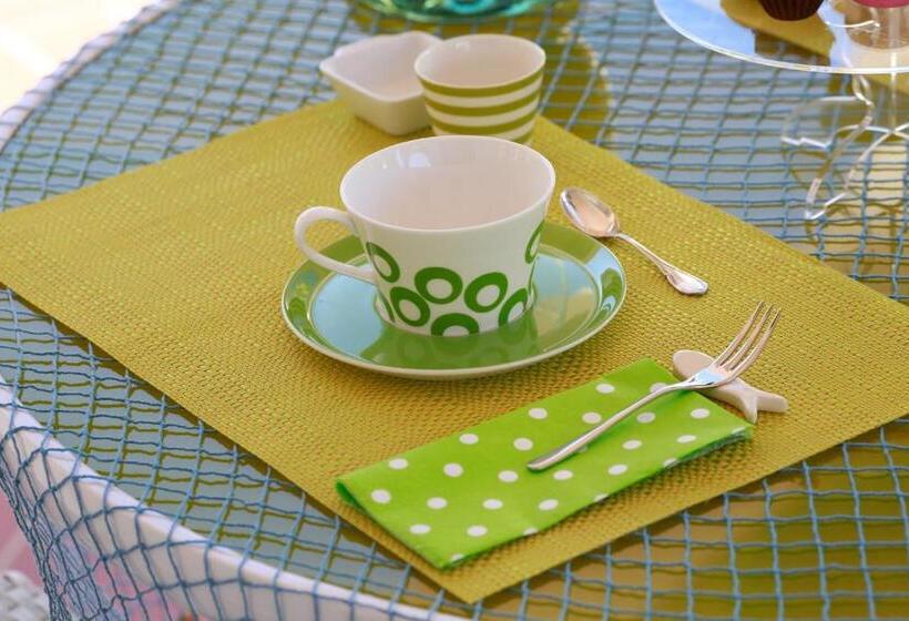 بنسيون L Ippocampo Guest House