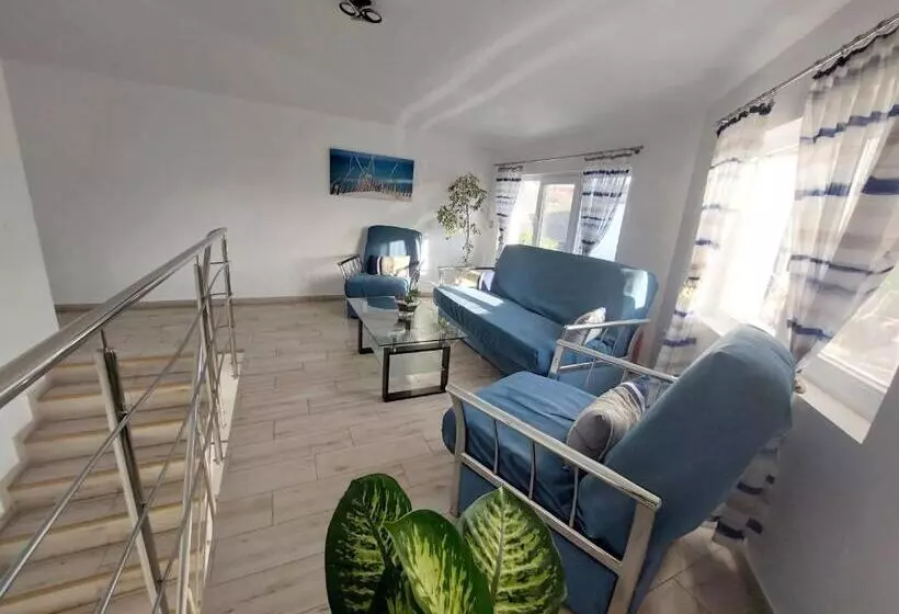 Majatalo Seahorse Guesthouse