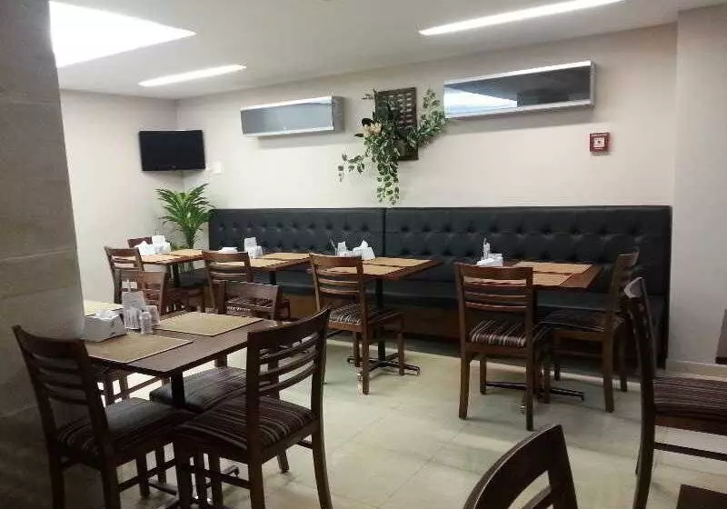 Dublê Hotel The Original