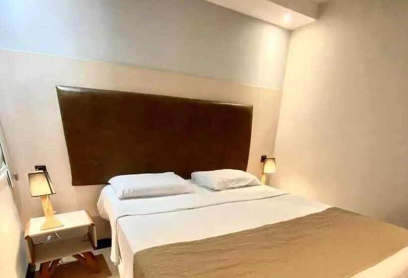 Dublê Hotel The Original