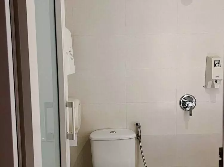 Fragrance Hotel Kovan