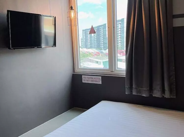 Fragrance Hotel Kovan