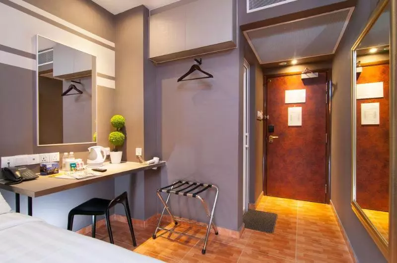 Fragrance Hotel Kovan