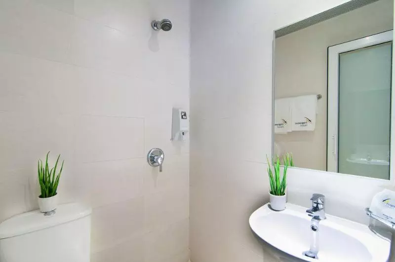 Fragrance Hotel Kovan