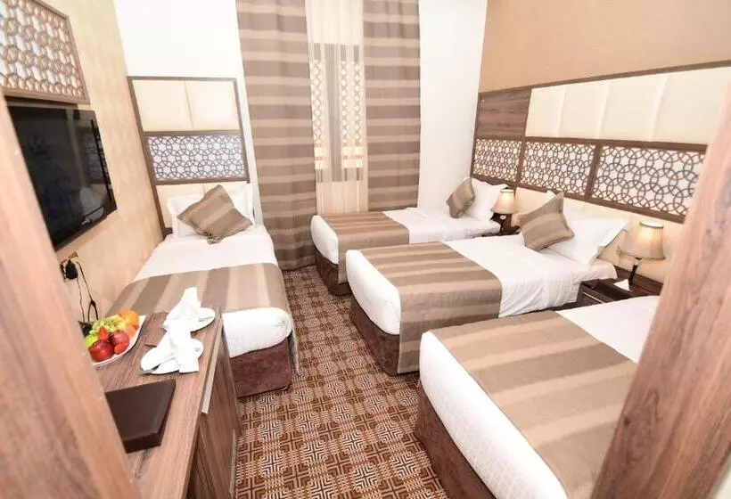 בית מלון כפרי Golden Tulip Al Zahabi