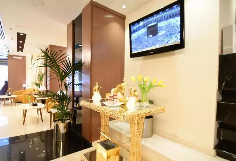 בית מלון כפרי Golden Tulip Al Zahabi