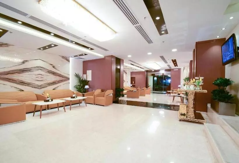 בית מלון כפרי Golden Tulip Al Zahabi