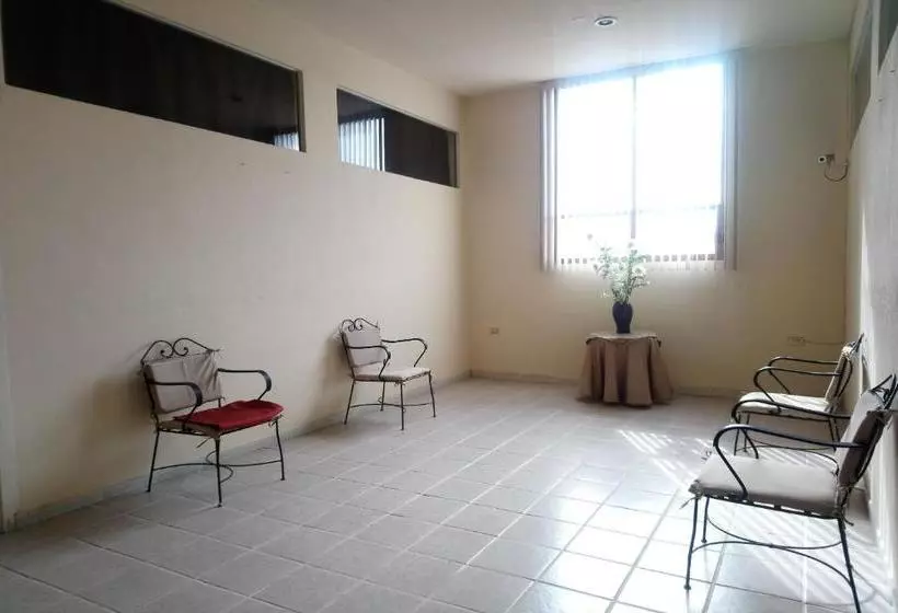 Capital Oc Hotel Marney