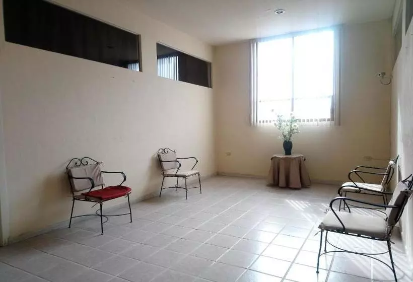 Capital Oc Hotel Marney