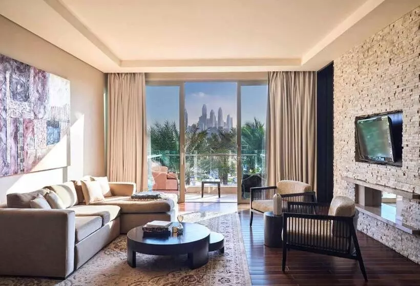 Rixos The Palm Hotel & Suites - Ultra All Inclusive