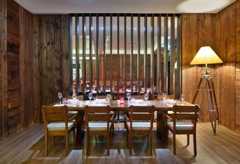 Rixos The Palm Hotel & Suites - Ultra All Inclusive