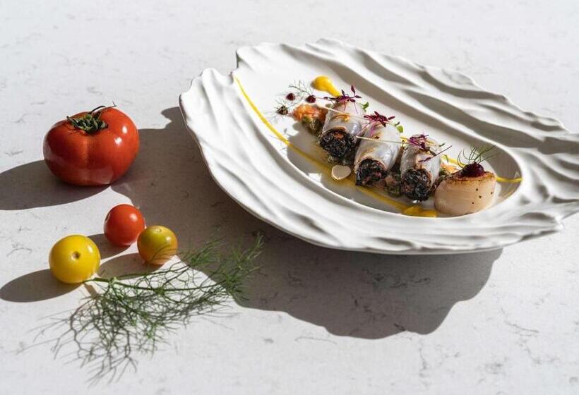 Rixos The Palm Hotel & Suites - Ultra All Inclusive