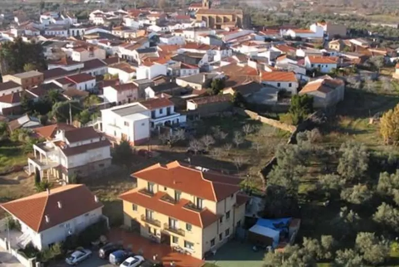 乡村酒店  Rural Hojaranzos