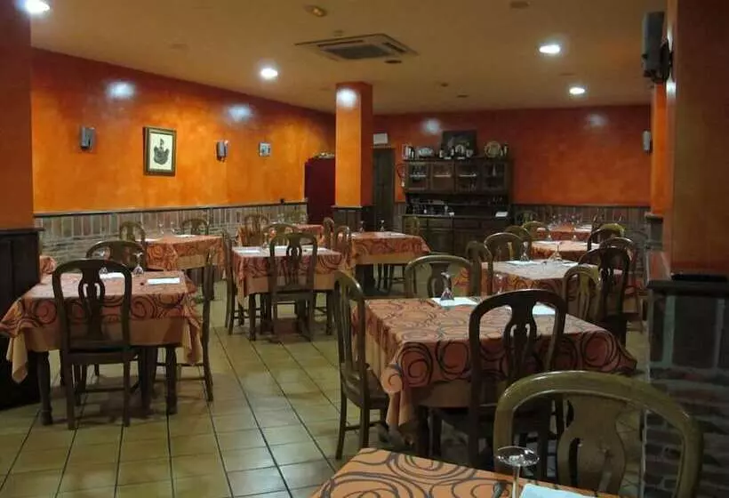 乡村酒店  Rural Hojaranzos