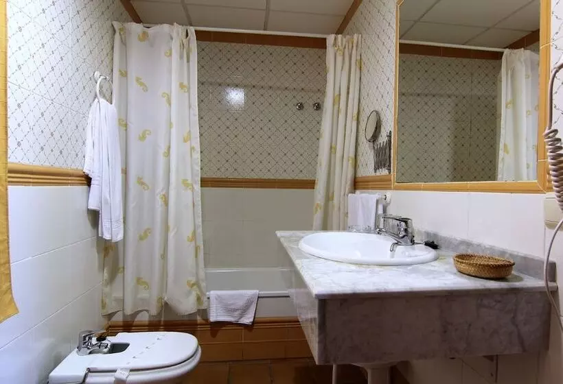 乡村酒店  Rural Hojaranzos